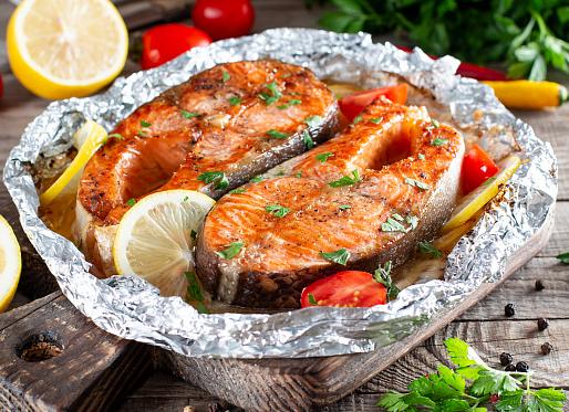 Лосось в духовке в фольге – рецепты